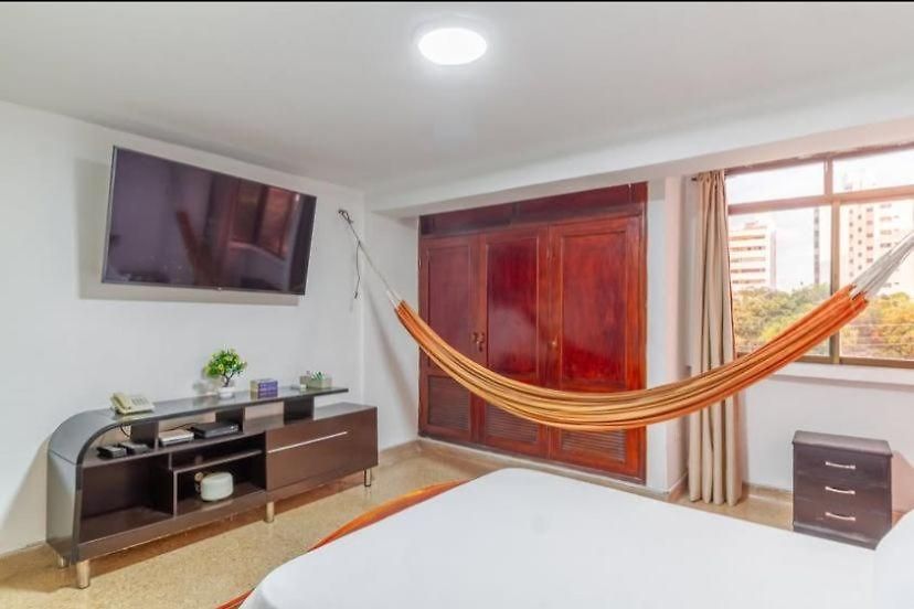 Cerca Playa Bocagrande 3*